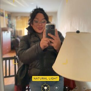 Meet your Posher, Gabriela